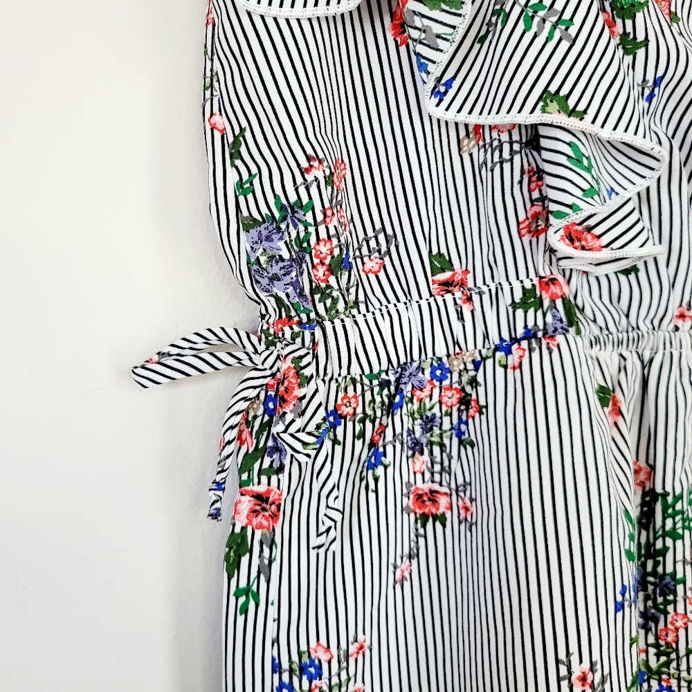 ROMPER STRIPE FLOWY FLORAL NEW - Picture 3 of 8